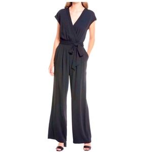 - ELIZA J JUMPSUIT BLACK CAP SLEEVES WIDE LEG BELTED V NECK SIZE 12 NWT
